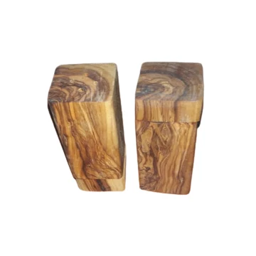 Olive Wood Salt And Pepper Shakers Set For Restaurants Hotels Kitchen Accessories table items.