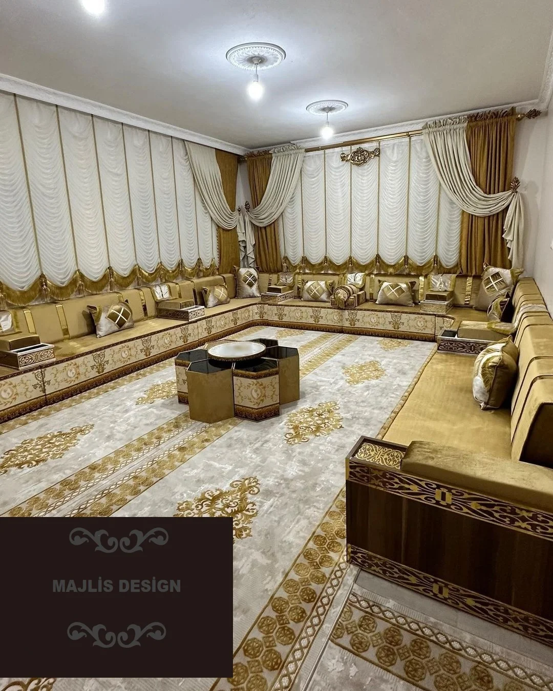 Arabic Majlis   Arab Majlis Furniture    Arabic Modern Majlis   |   Customization Possible   |  Free Worldwide Delivery