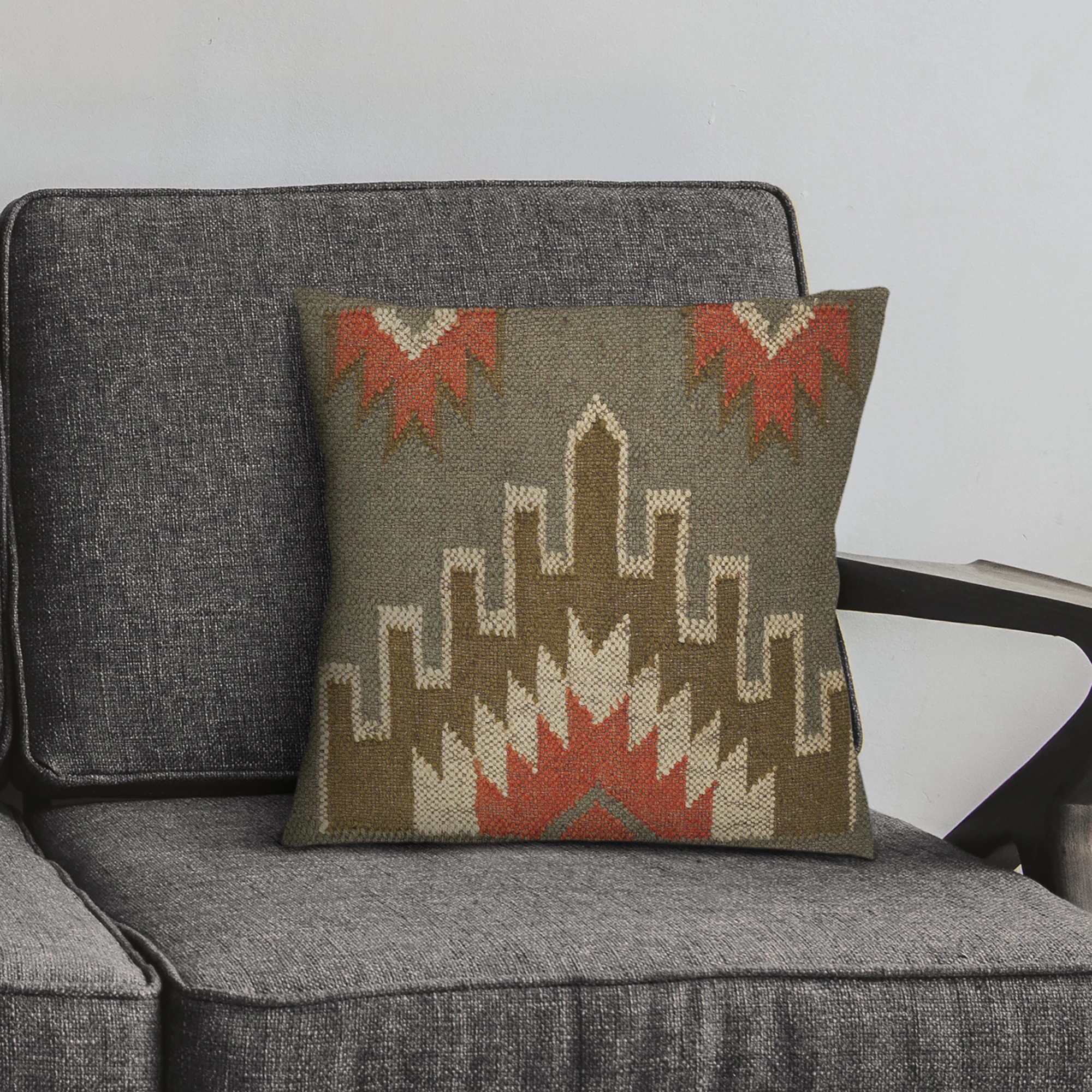 Latest Design Pattern Authentic Elegant Style Hand-woven Wool and Jute Cushion Pillow Seat and Back Pad for All Types of Chair