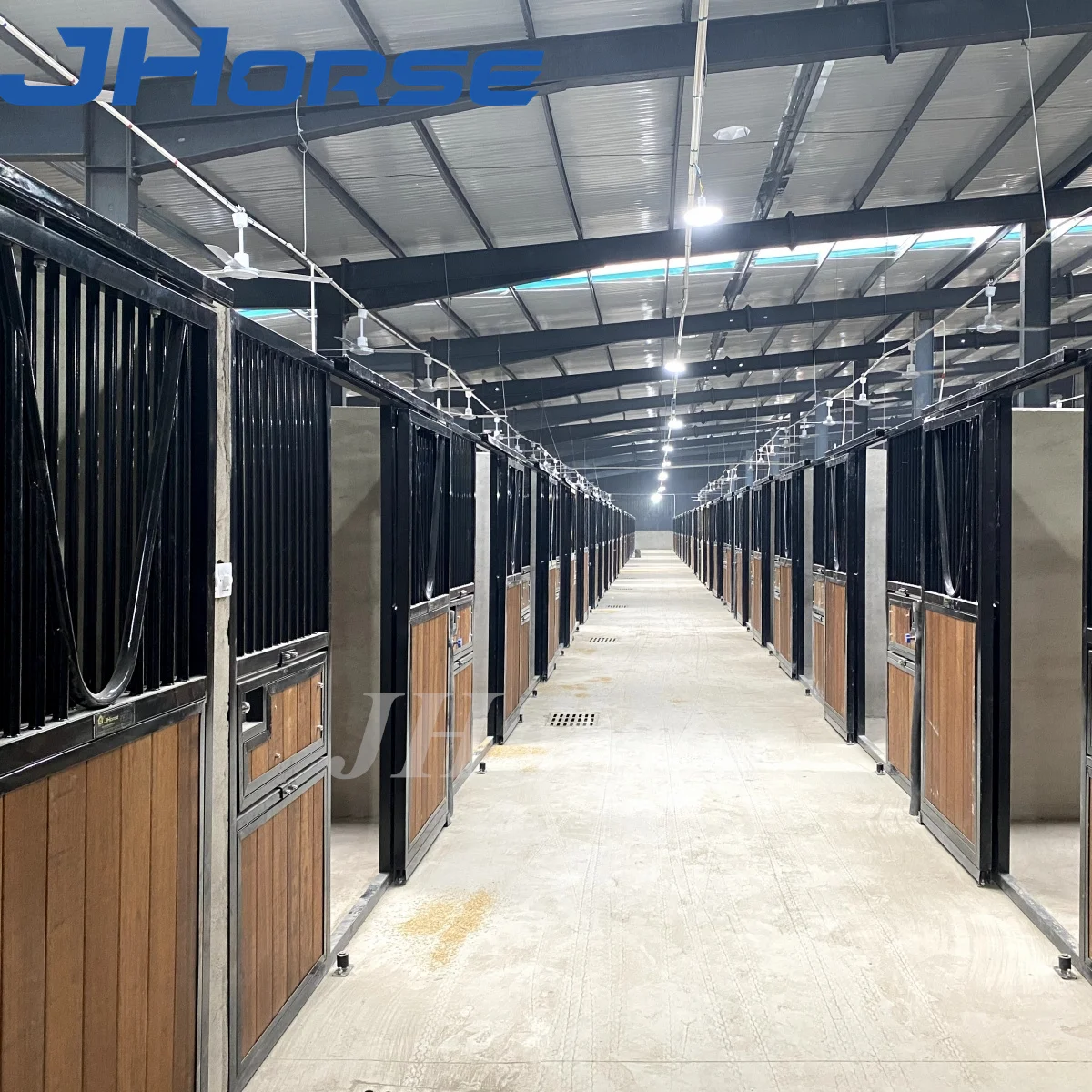 Prefab Equestrian Eco-friendly Bamboo Steel Frame  Horse Stable Stall Sliding Front with Socializing V-Yoke Window