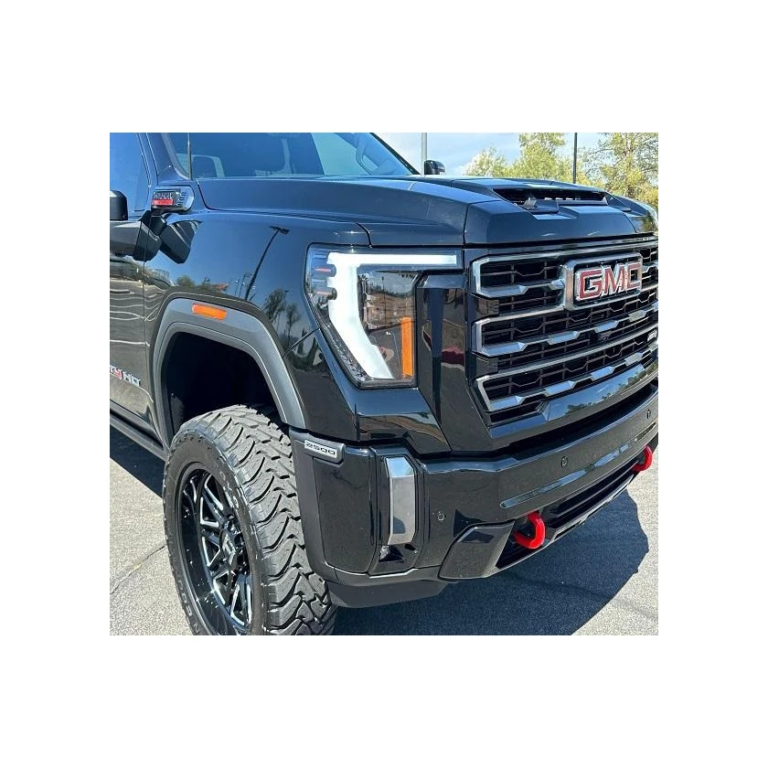 GMC Sierra с сильным двигателем V8 и необходимыми функциями работы