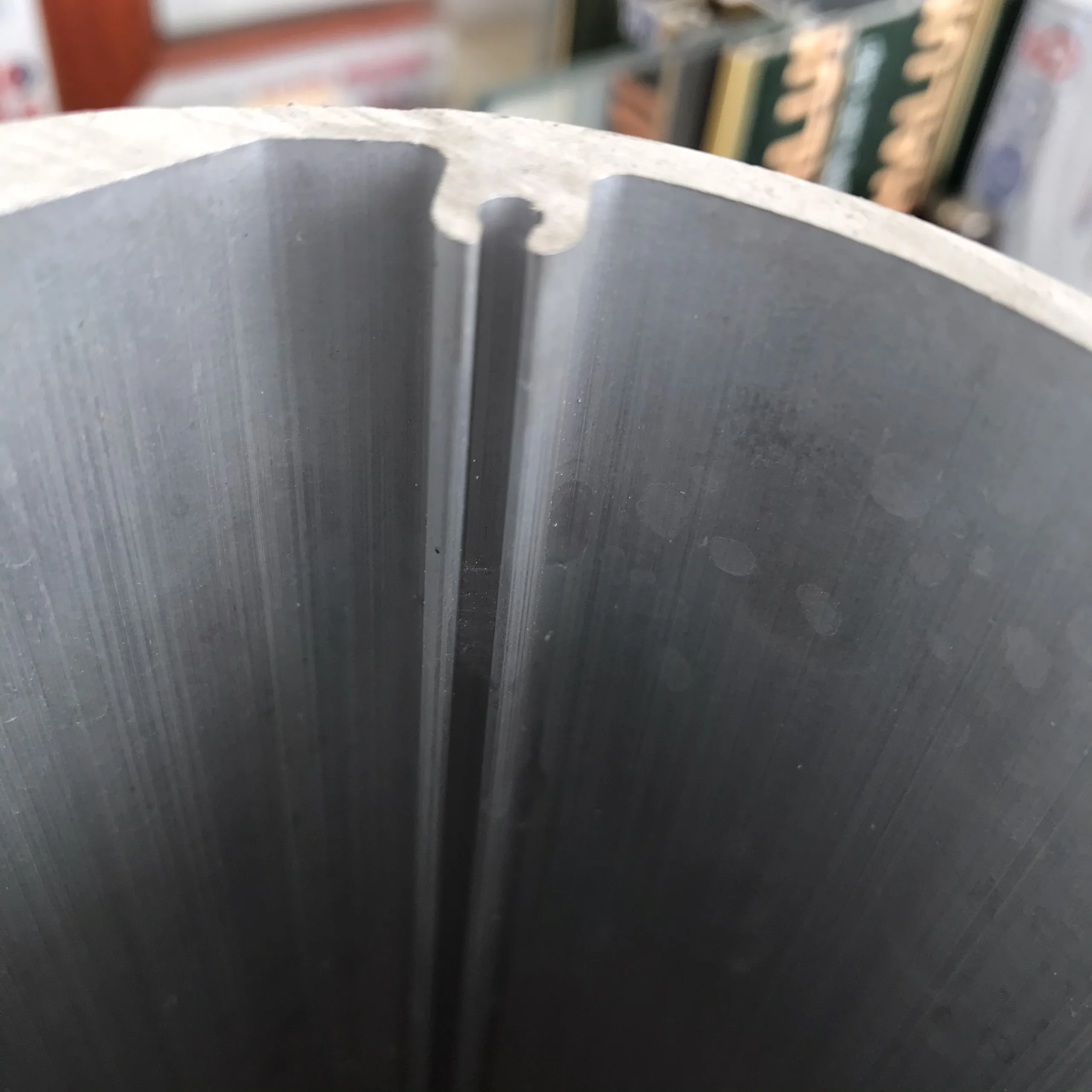 Tube Aluminum Extrusion used for construction and industrial