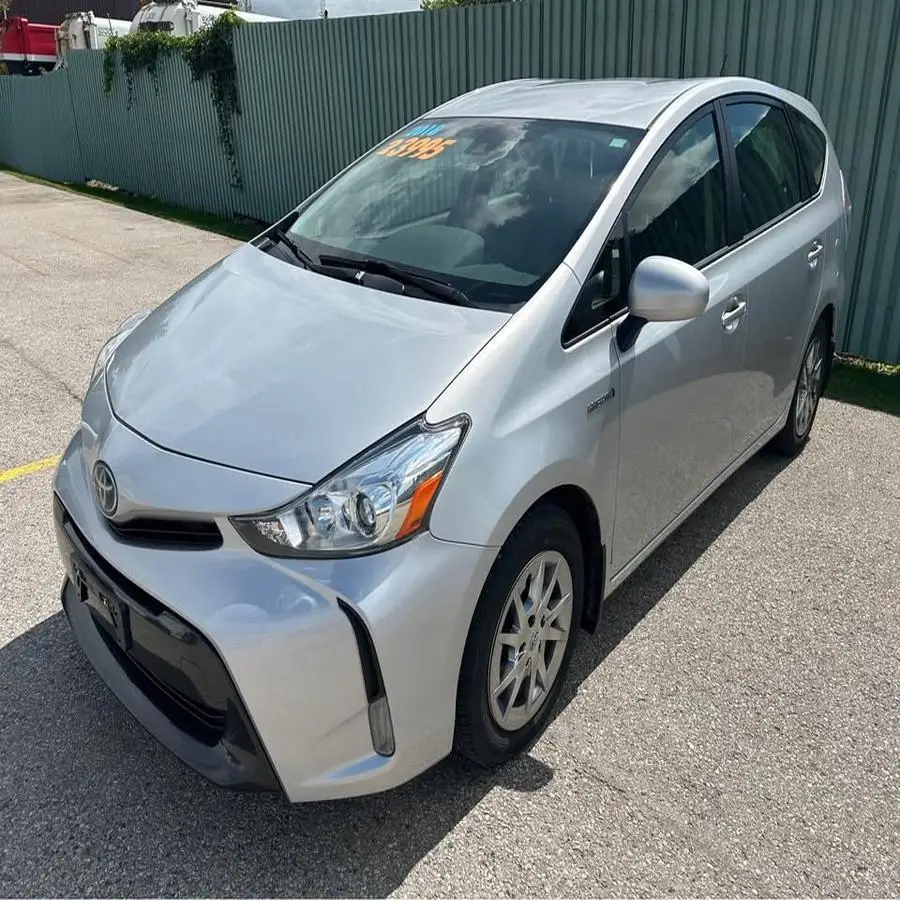 Лидер продаж подержанные автомобили Toyota Prius свежие и чистые Подержанные левый правый руль низкая цена в наличии