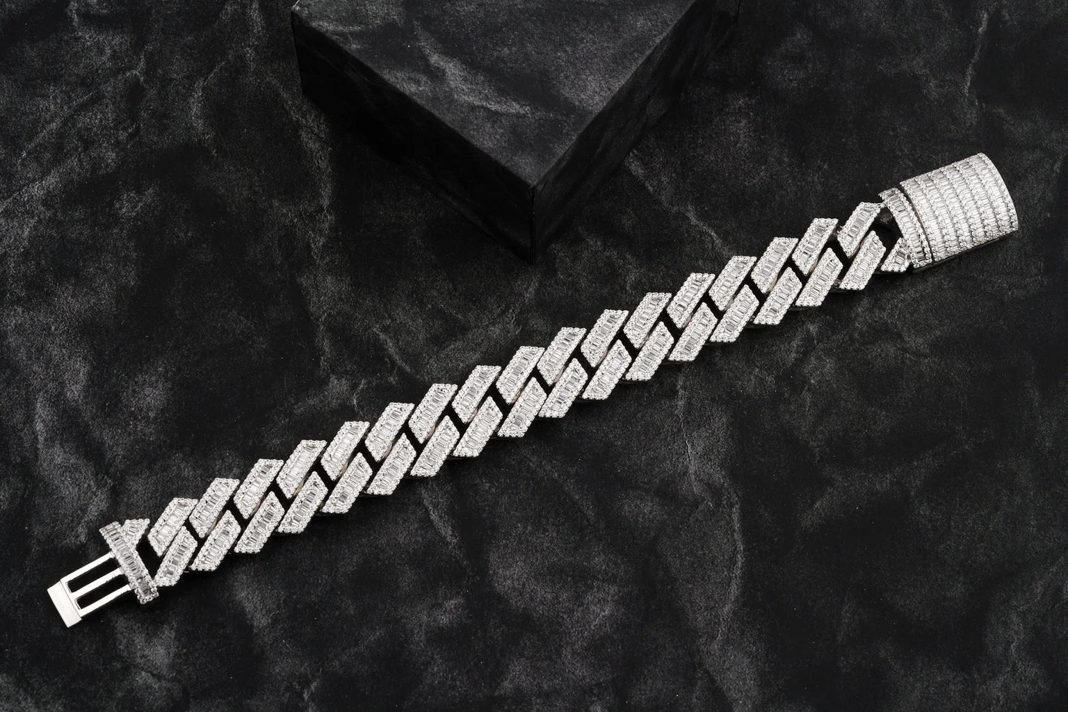 Gorgeous Unisex Hip Hop Fashion 18mm Baguettes and Rounds Moissanite Cuban Bracelet for Sale from Indian Manufacturer