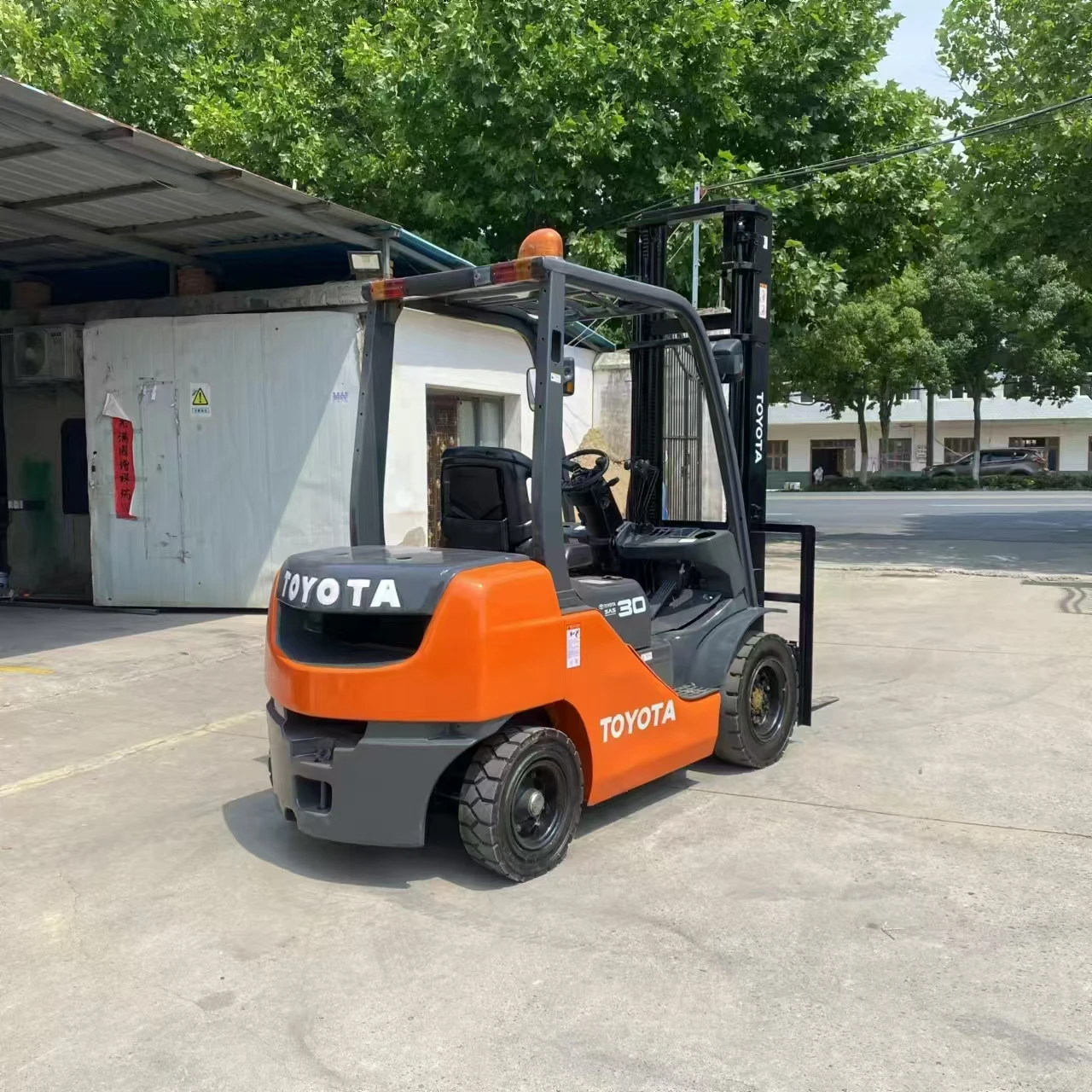 Used Forklift  Toyota 3 ton sideshift  Durable and reliable 5F 8F Diesel Forklift  Improve efficiency Japan 2.5/3/5ton Toyoyta