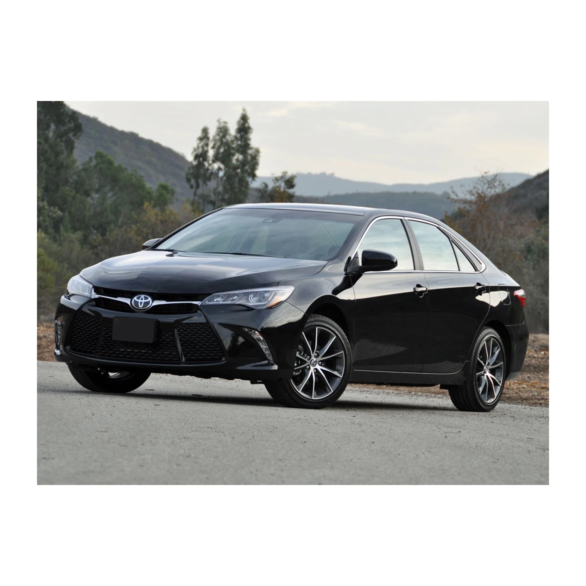 Toyotai Camry USB Charging Ports for All Passengers