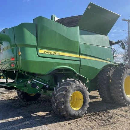 Best selling Agriculture MachineryJohn Deere 760 Combine Harvester For Sell