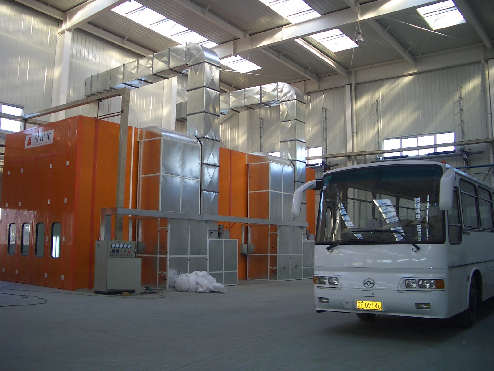 Wholesale big truck Paint Booth Professional bus Spray Booth Car Painting Booth Car Workstation