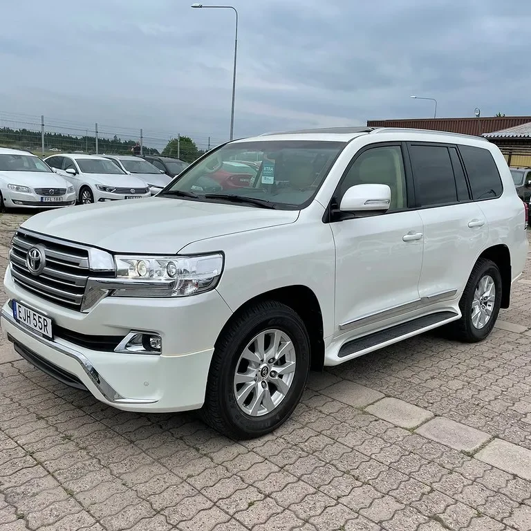 Бензиновые/дизельные подержанные автомобили Toyota Land Cruiser (J300) (ориентированные на комфорт) для продажи все модели и год доступны экспорт