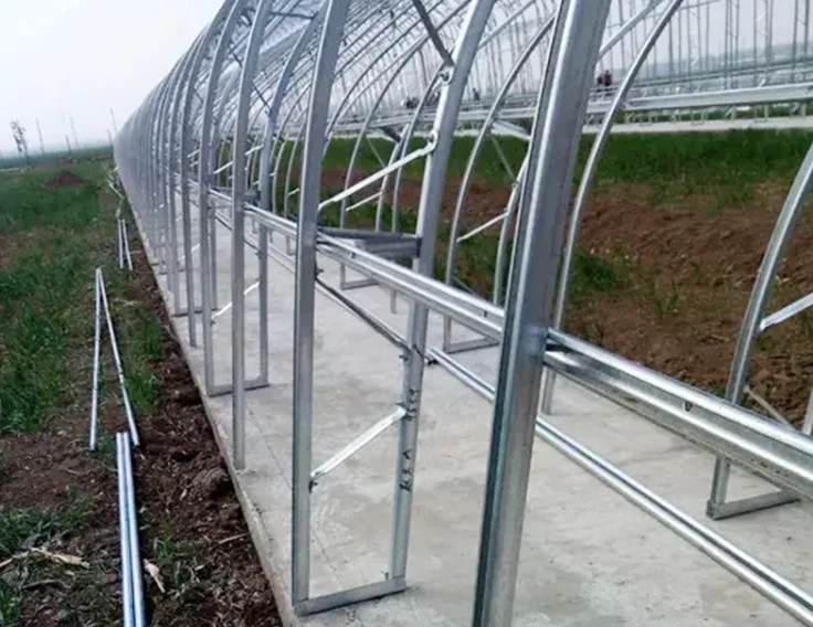 Пластиковая пленка парниковый металлический каркас теплицы сделано в Китае с отличным качеством и доступными ценами