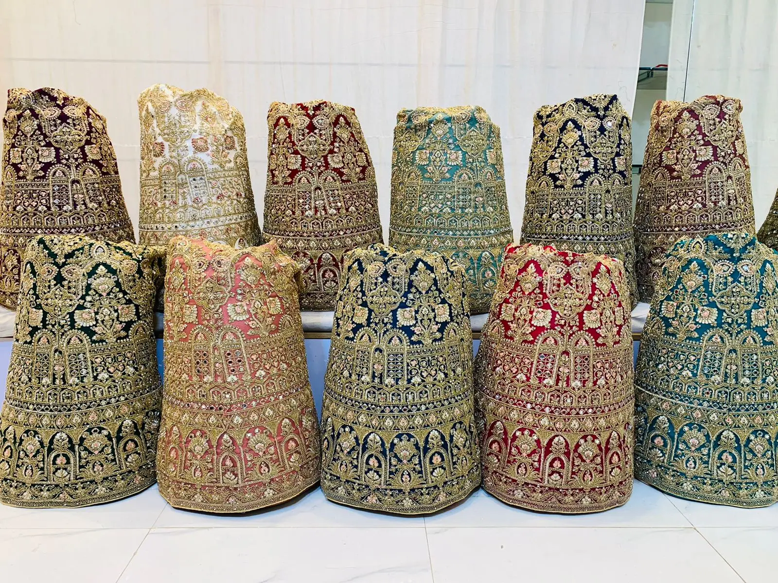 Эксклюзивная королевская свадьба специальная для Navratri Light Lehenga с тяжелой вышивкой коллекция индийских Pakistani Low P:rice