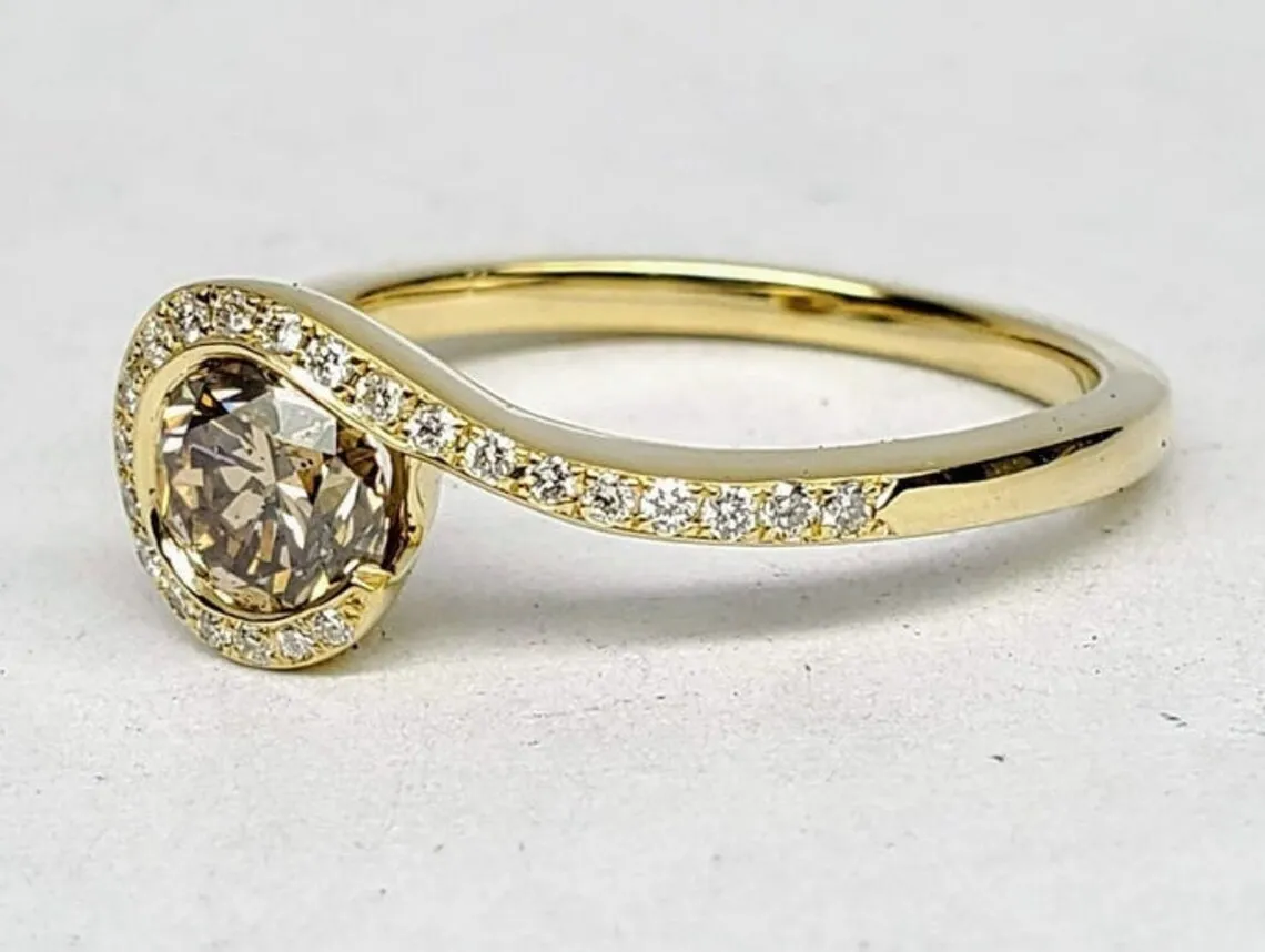 Круглое обручальное кольцо цвета шампанского бриллиантовое с золотой отделкой Подарок на годовщину Свадебный бриллиант для женщин