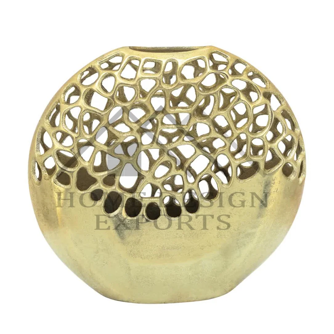 Classic Style Aluminum Flower Vases For Home Hotels & Restaurants 2024 Latest Home Decor Products