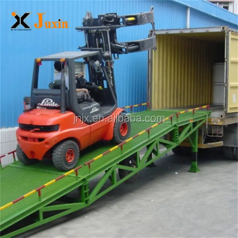 Manual mobile loading dock ramp with lip plate payload weight 15 tons