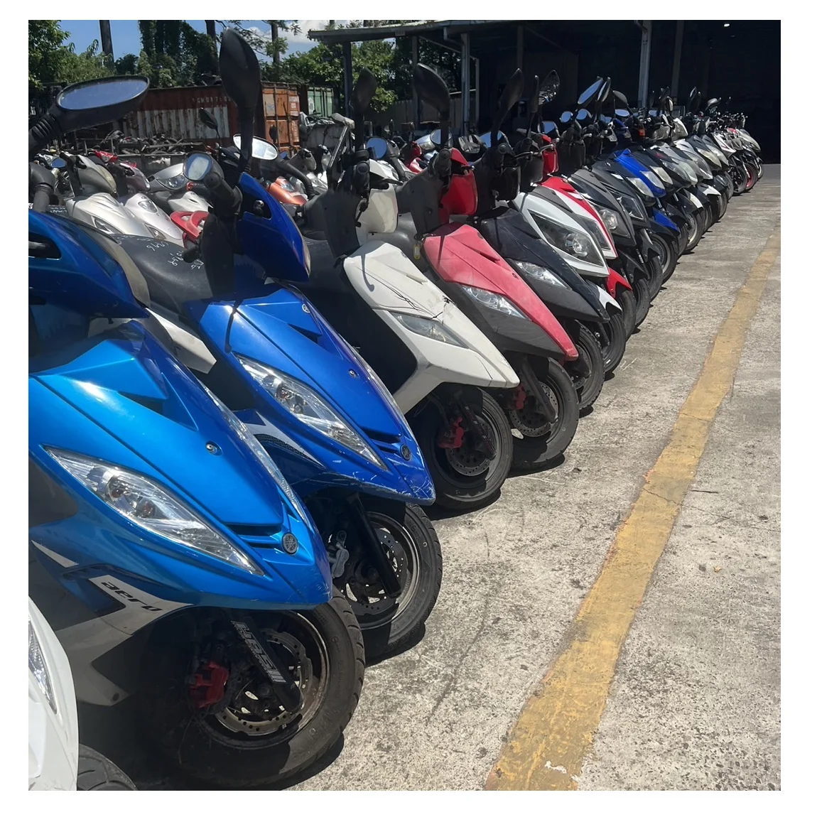 Лидер продаж подержанные мотоциклы kymco 125cc yamaha 100cc125cc150cc fromTaiwan