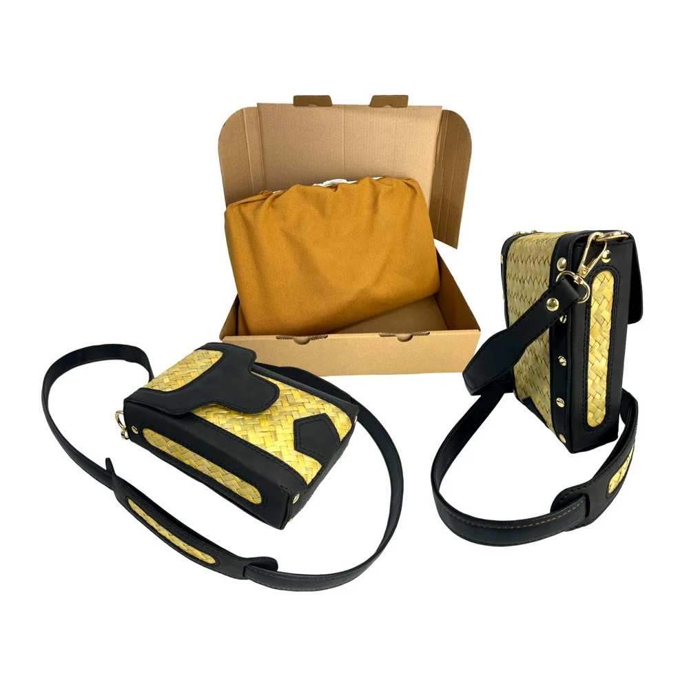 vietnam fashion bag with black leather handle shoulder bag for women 2023 luxury high quality natural straw handbag