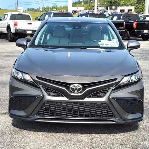 Чистый 2021 Toyota Camry SE