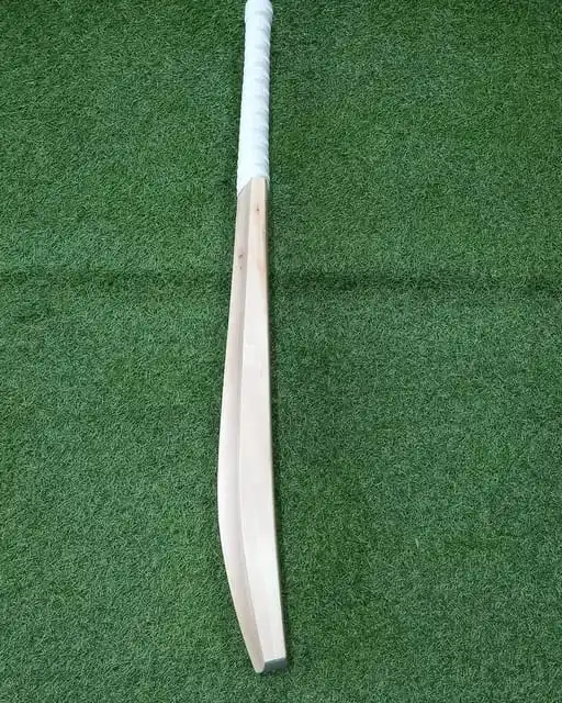 Fresh Stock Customized English Willow Cricket Bat 2022