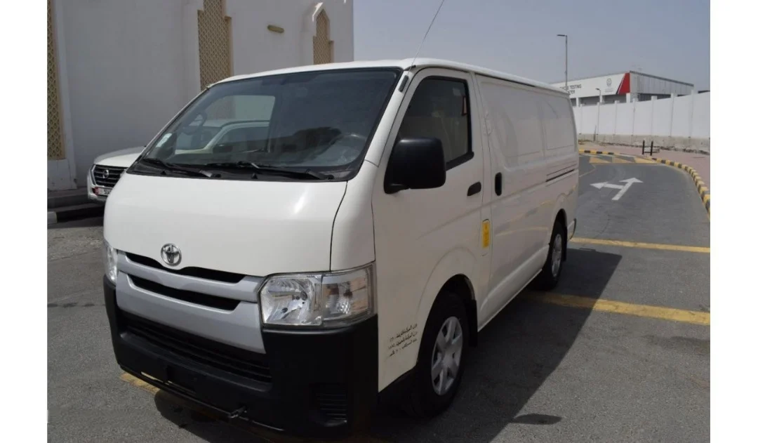 TO YOTA HIACE GL 2018 USED