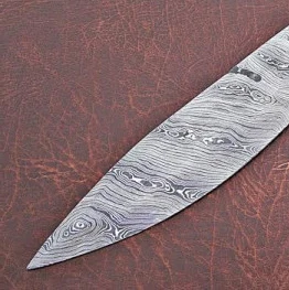 CUSTOM HANDMADE DAMASCUS STEEL BEAUTIFUL RAM HORN HUNTING BOWIE KNIFE WITH LEATHER SHEATH By Knives Maker