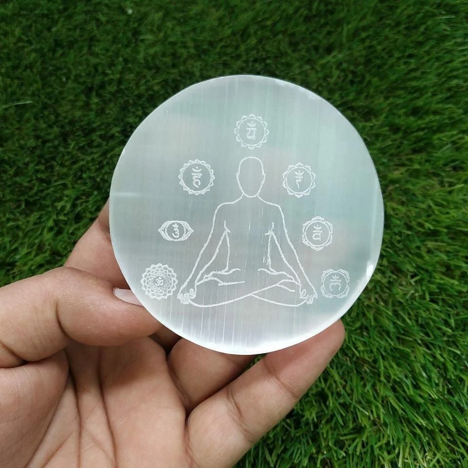 New Design Selenite Charging Plate with moon symbol/Engraved Selenite Slab Charging Chakra:selenite buy from taiba agate