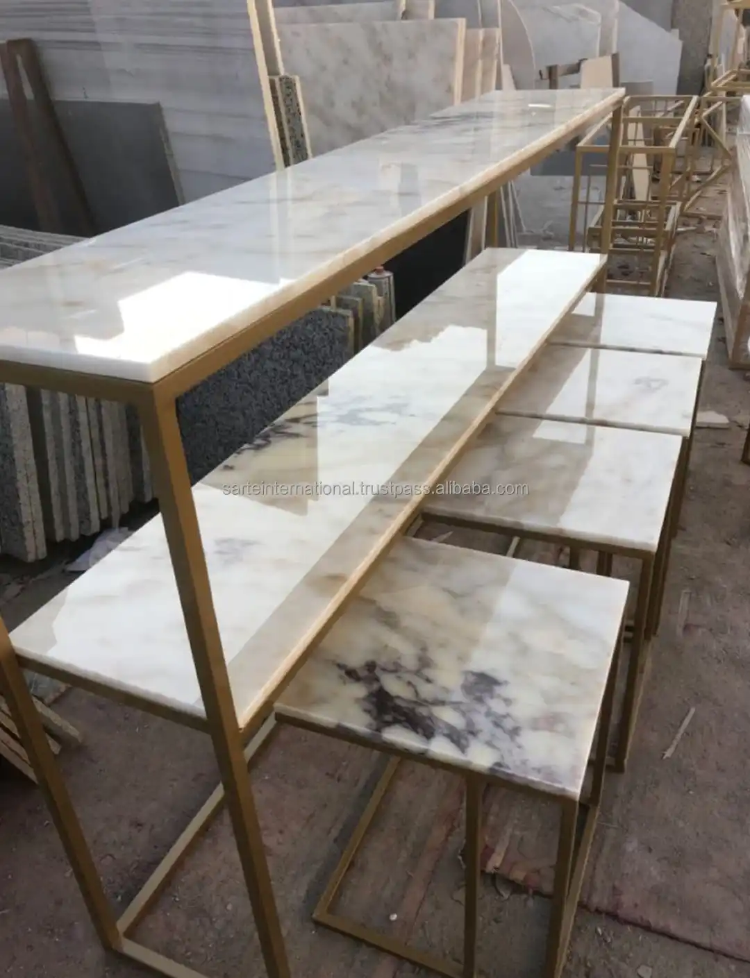 Luxury Dining and Coffee Tables Elegant Dining Sets Metal Bases Console Tables and Unique Centerpieces for Home and Weddings