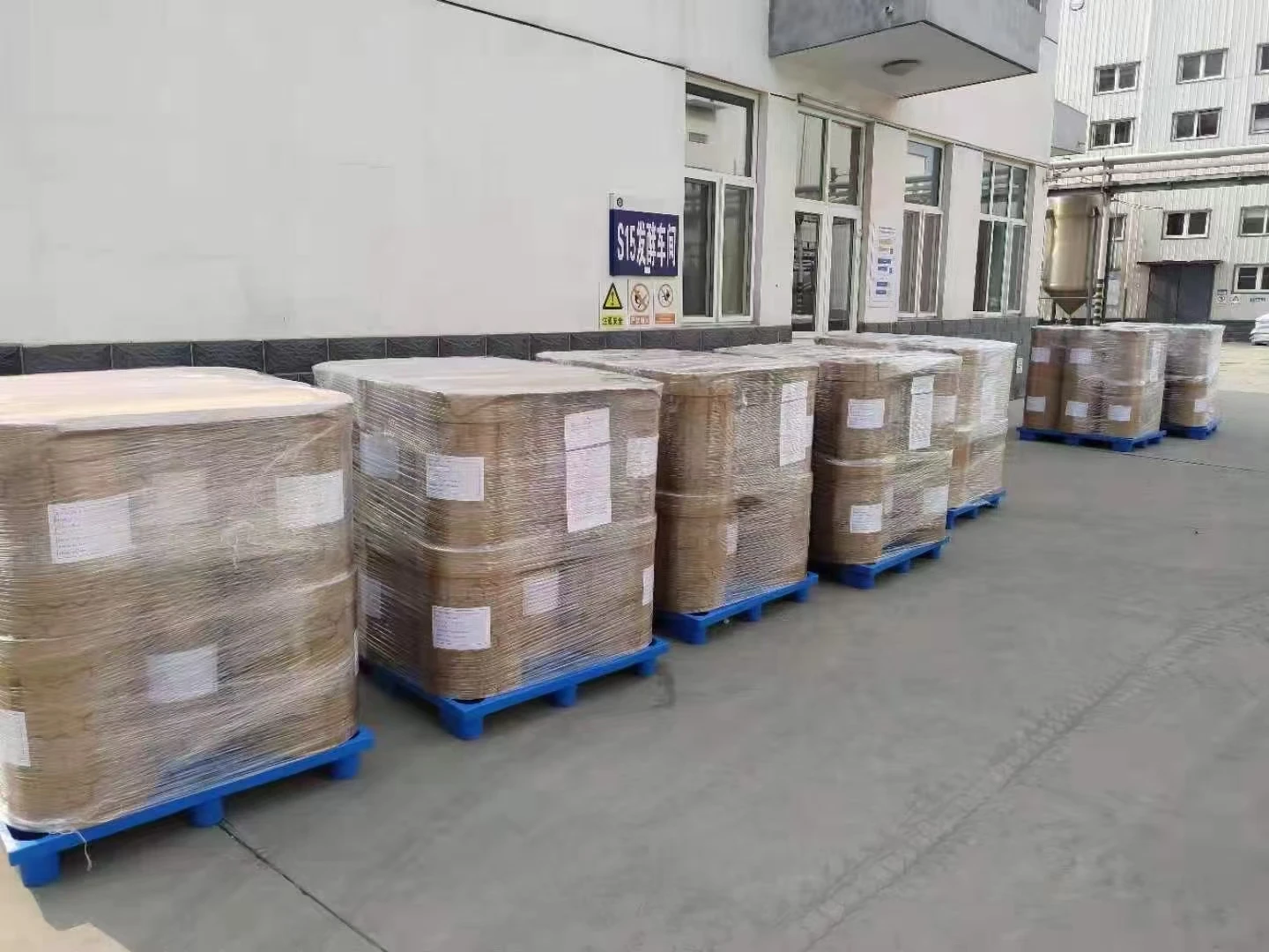 Sodium molybdate dihydrate CAS 7631-95-0 CAS 10102-40-6