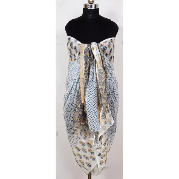 Женские шарфы с узором в горошек