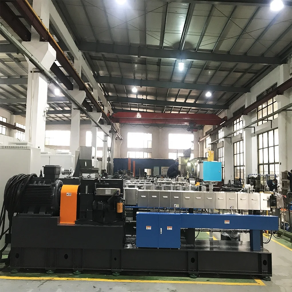 Twin Screw Compounding Plastic Extruder PP/PE/PC/ABS with Pigment Color Masterbatch Granules Making Machine
