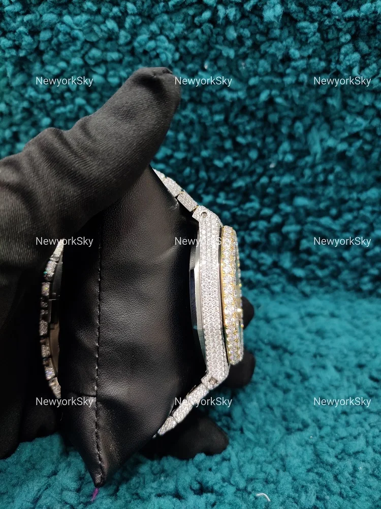 Luxury Alibaba 2024 Best Seller Supplier Manufacturer Wholesaler Exporter Good Price Moissanite Vvs Iced Out Watches In India