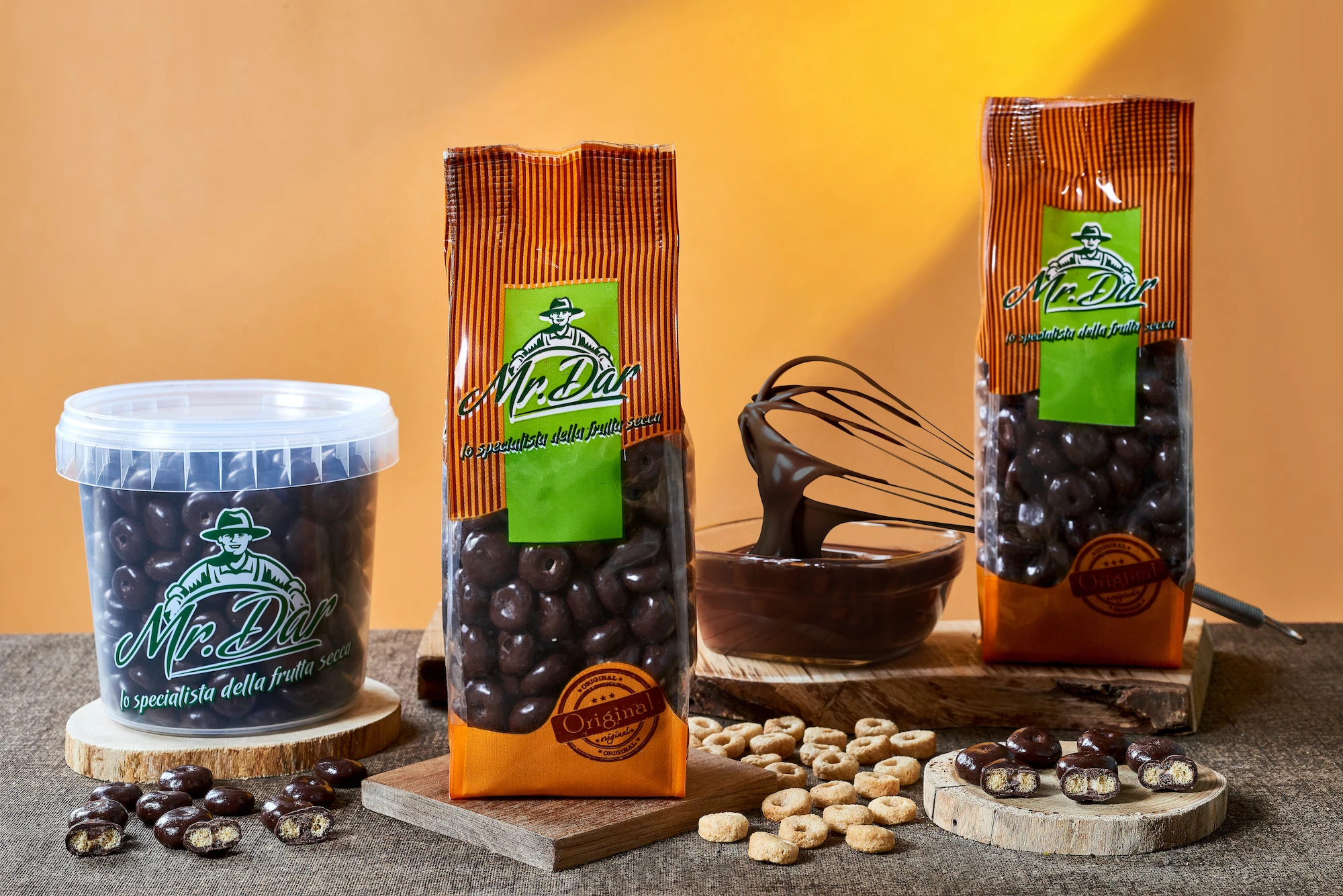 Wholesale 10 kg Ready-to-Sell Industrial Use Honey Rings Cream Flavor Dark Chocolate Coated Biscuit and Nut Bar Pattern