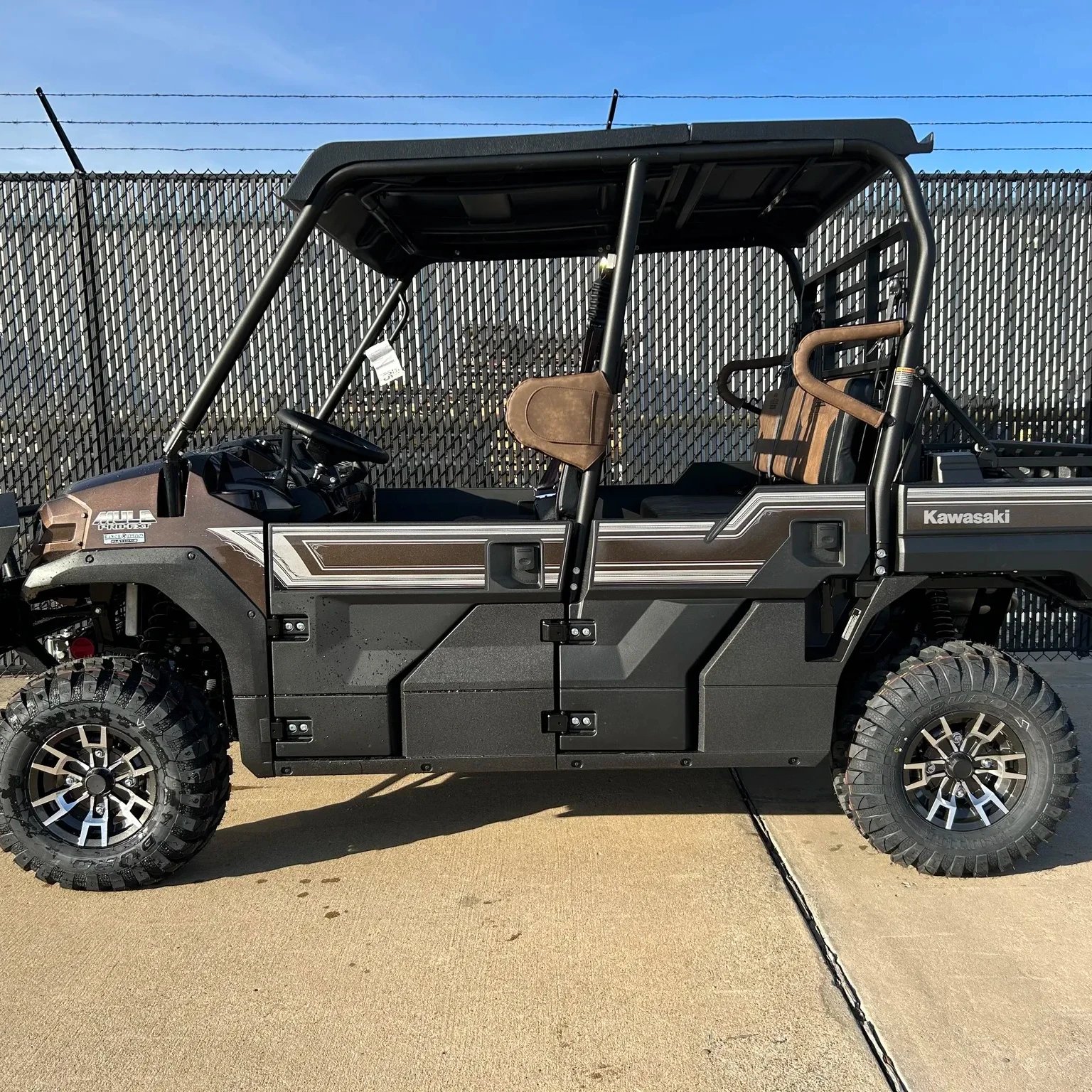 2023 Kawasaki Mule Pro-FXT Ranch Edition Платиновый