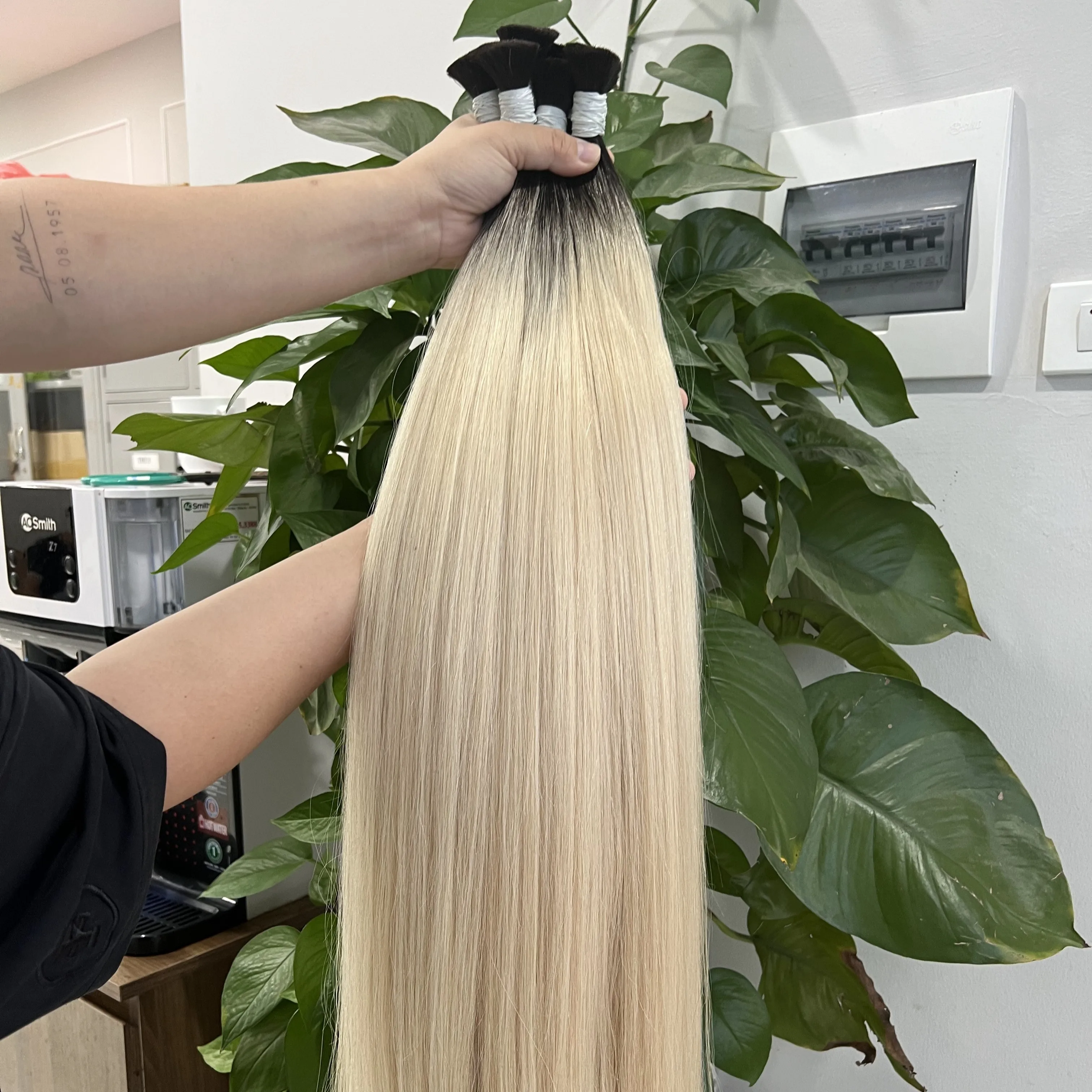 Hot Russian straight color best quality cheap price virgin remy human hair extension