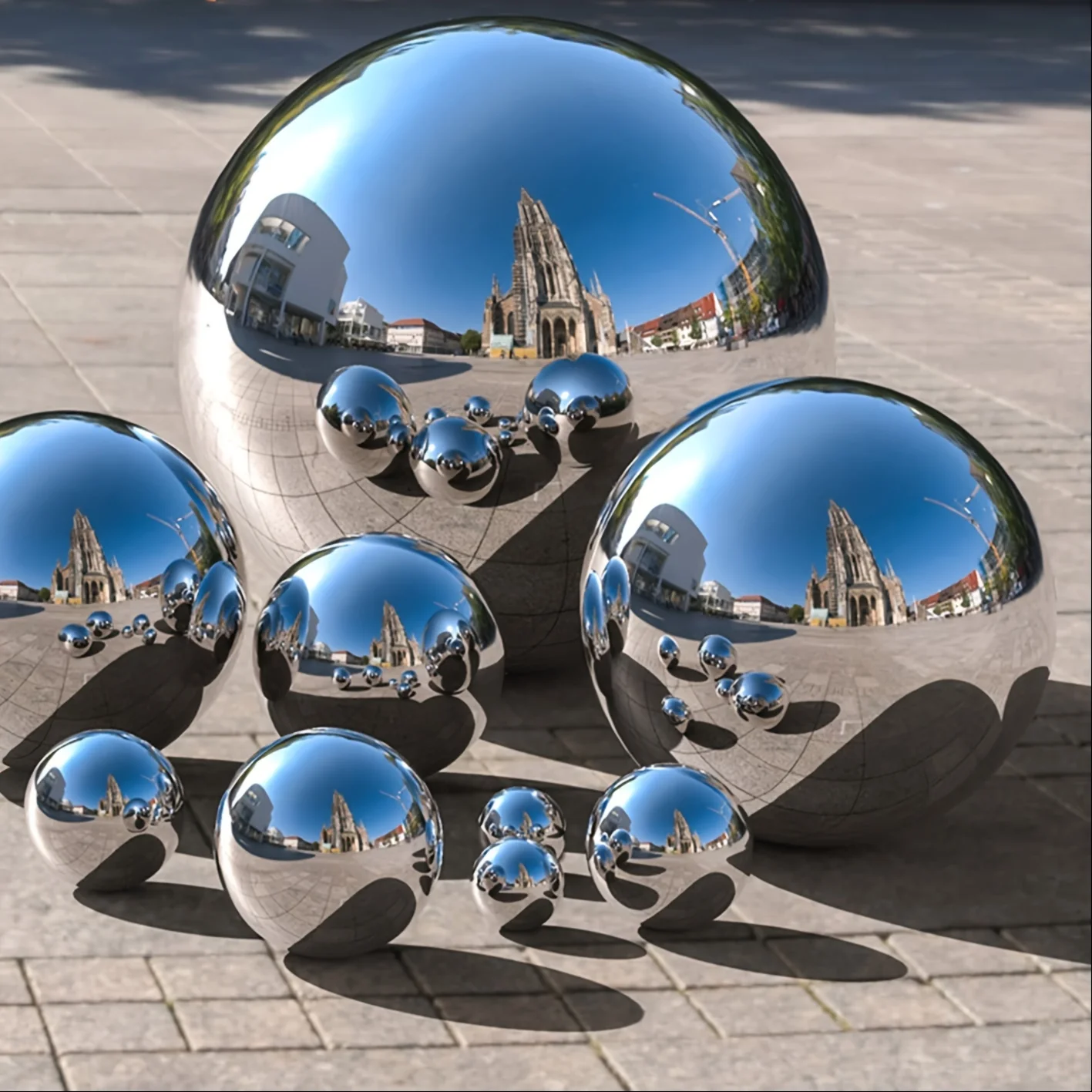 Xsnell durable  inflatable garden mirror ball, hollow floating reflective hemisphere for home outdoor pond housewarming