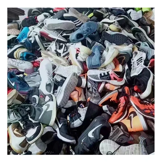 Used Shoes Men Casual Fairly Used Flat Leather Shoes