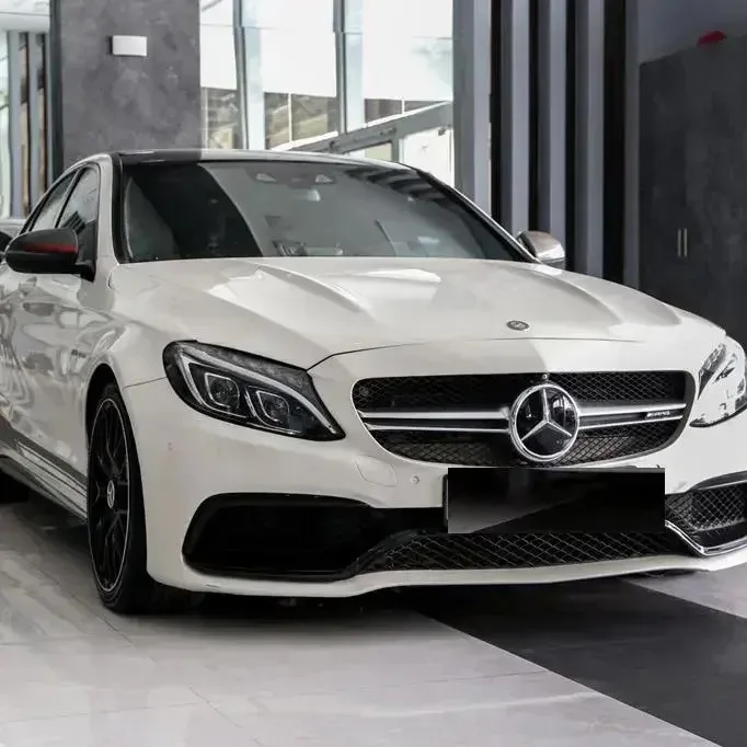 Чистый Подержанный Mercedess Benz C-Class AMG C 63 S 4dr Седан