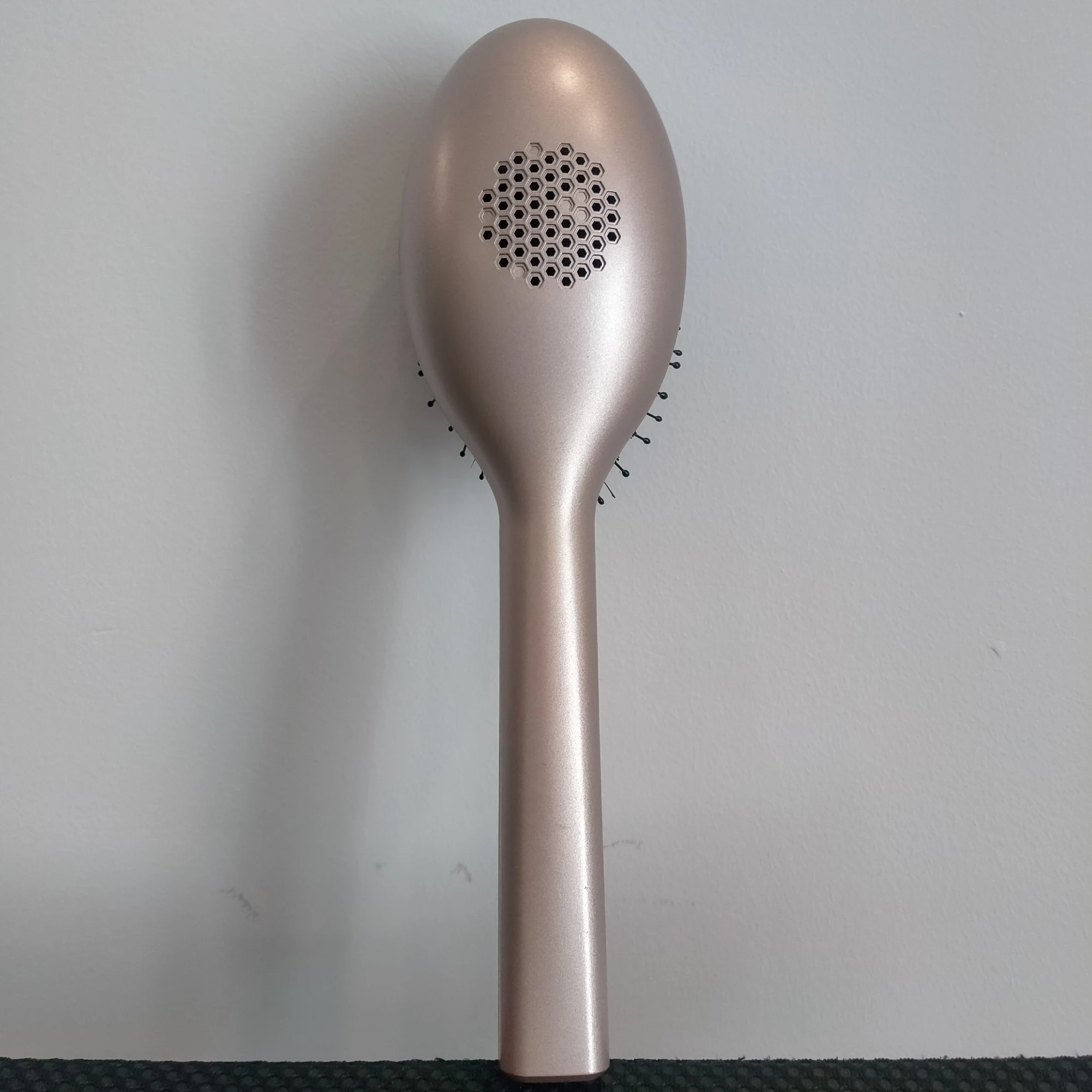 Vietnam Factory New Portable Hair Brush Ionic Boar Blister Rechargeable Plasma Air Brush Detangling Cool Air Battery