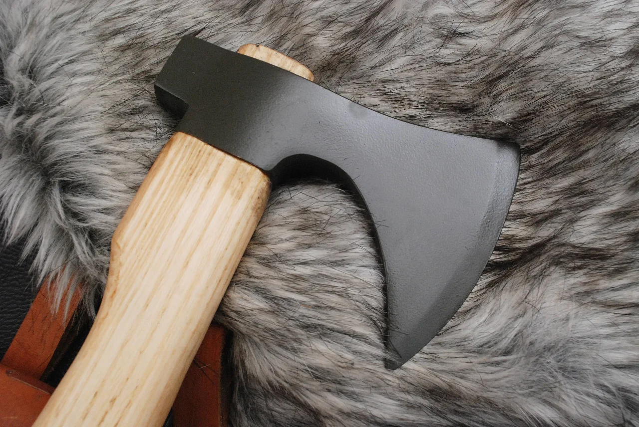 Высококачественные топоры из стали и углеродистой новый дизайн Дамасские ручной работы с черным порошком