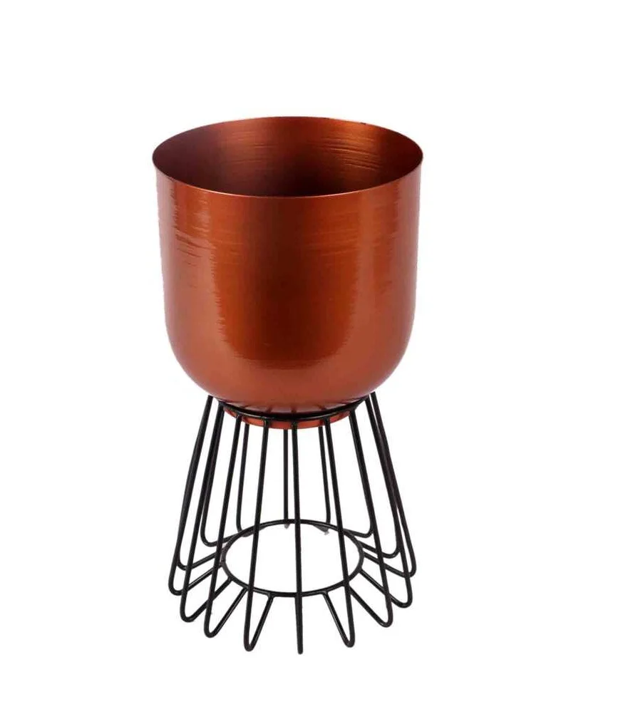 Copper Antique Tabletop Round Iron Planter Pot With Wrought Iron Back Powder Coated Stand High Quality Modern Decorative Vases