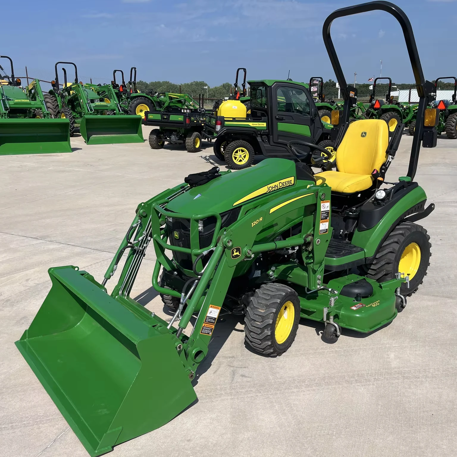 Высококачественный Подержанный Johnn Deere 1025R сельскохозяйственный трактор кабина в хорошем состоянии отличные погрузчики для фермерского использования распродажа