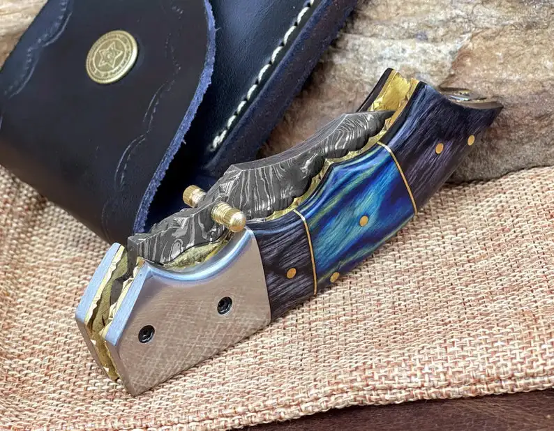 Damascus Pattern Stainless Steel Folding Pocket Knife Chef Knife Set for EDC & Outdoor Camping with Folded Wood Handle