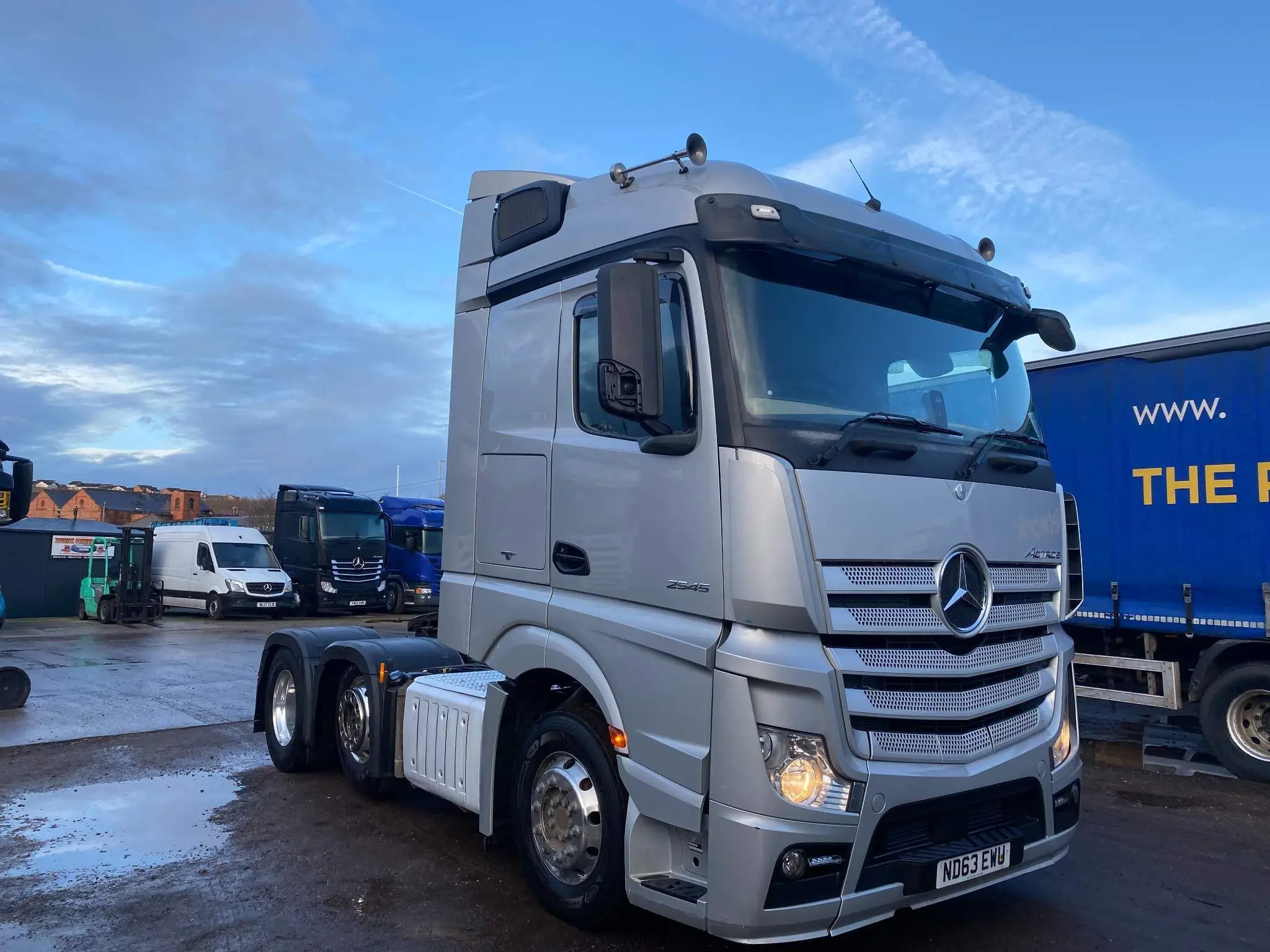 6x4 340hp-420hp Actros трактор прицеп Головной Грузовик на продажу