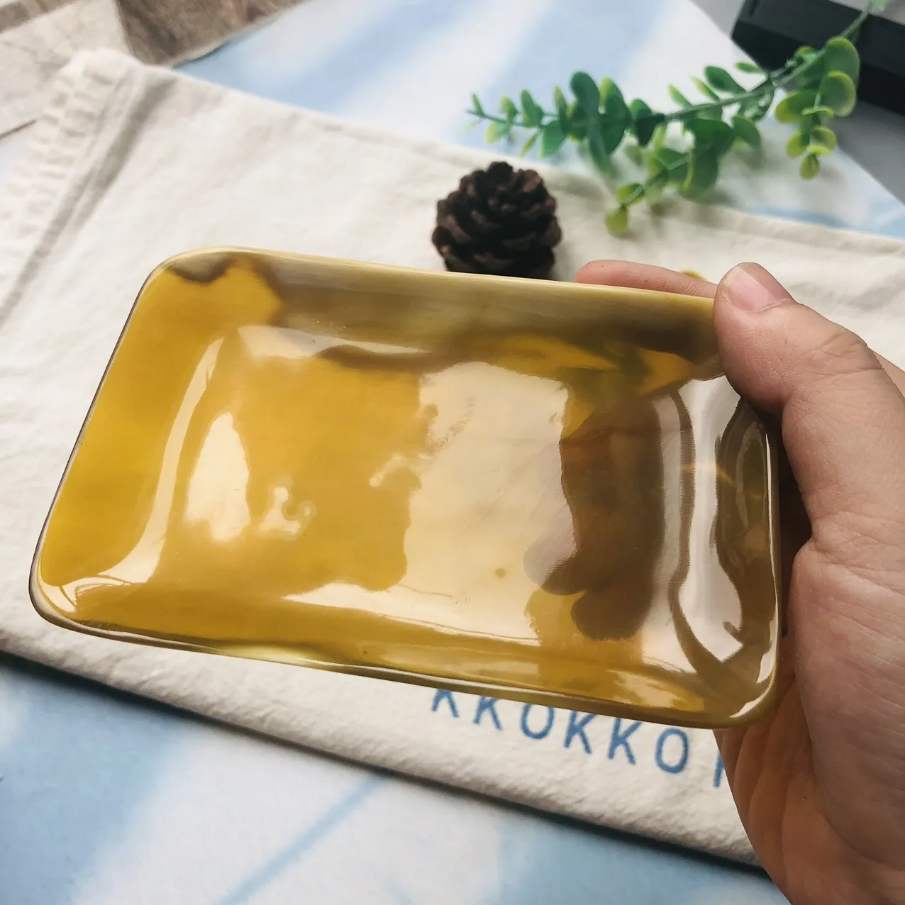 Vietnam Natural Cheap Price Horn Plate 12 x 8 cm Serving Plate Dinnerware Rectangle  Cheese Sushi Vintage Style Plate