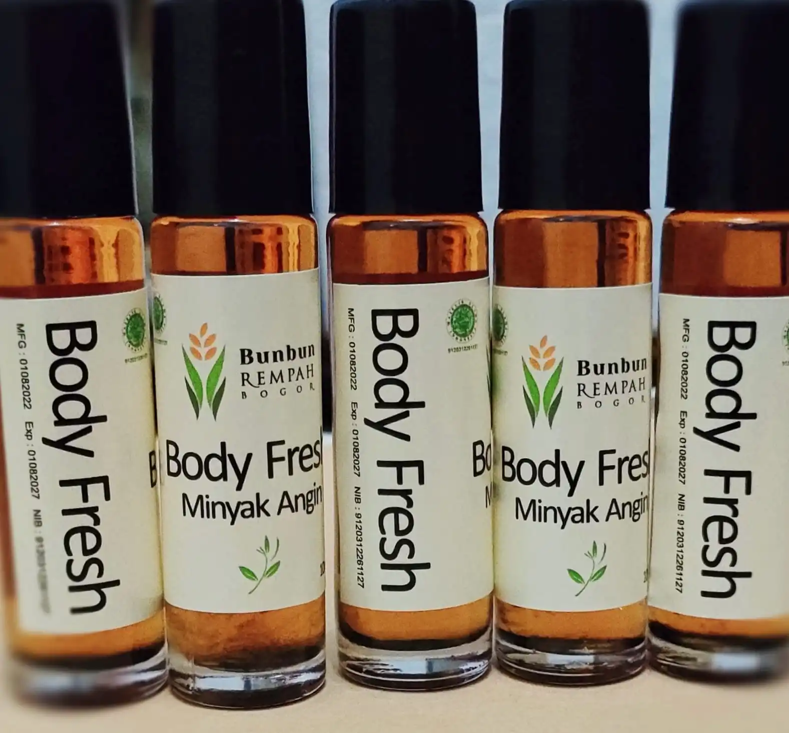 High Quality Premium Health Care Supplies Products Body Fresh Medicated Oil Bottle With Extract Ginger Lemongrass And Olive Oil