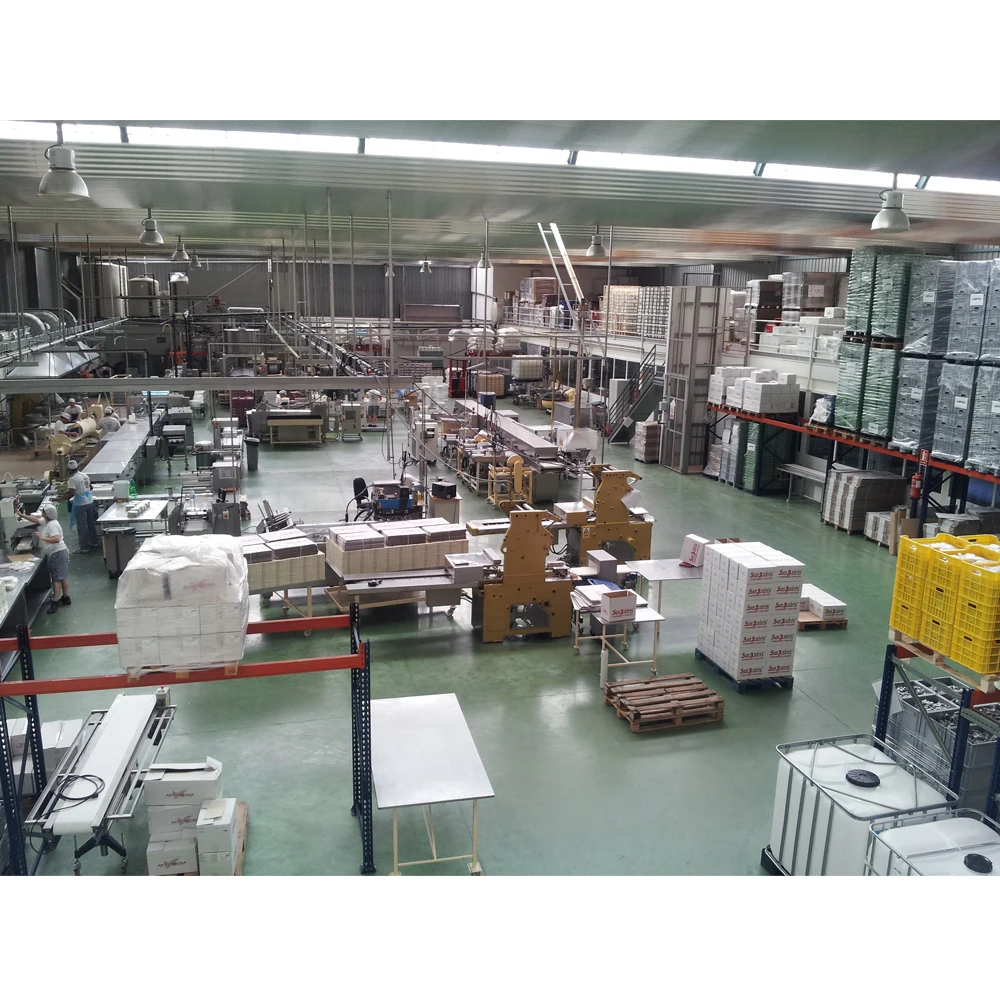 Excellent fig filled with truffle made with orange liquor and covered with pure chocolate 120g for supermarkets