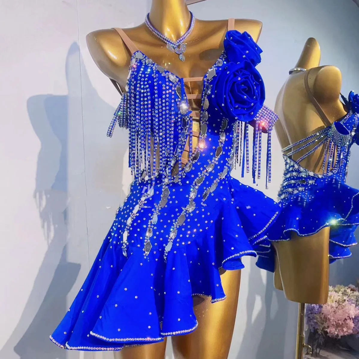 Латинская танцевальная одежда для соревнований блестки и стразы косая выступлений высокого класса с кисточками платье латинских танцев