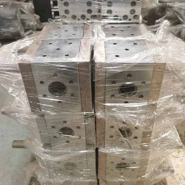 China factory batte hot sale high temperature melting gear pump for PET sheet plastic extruder melt pump