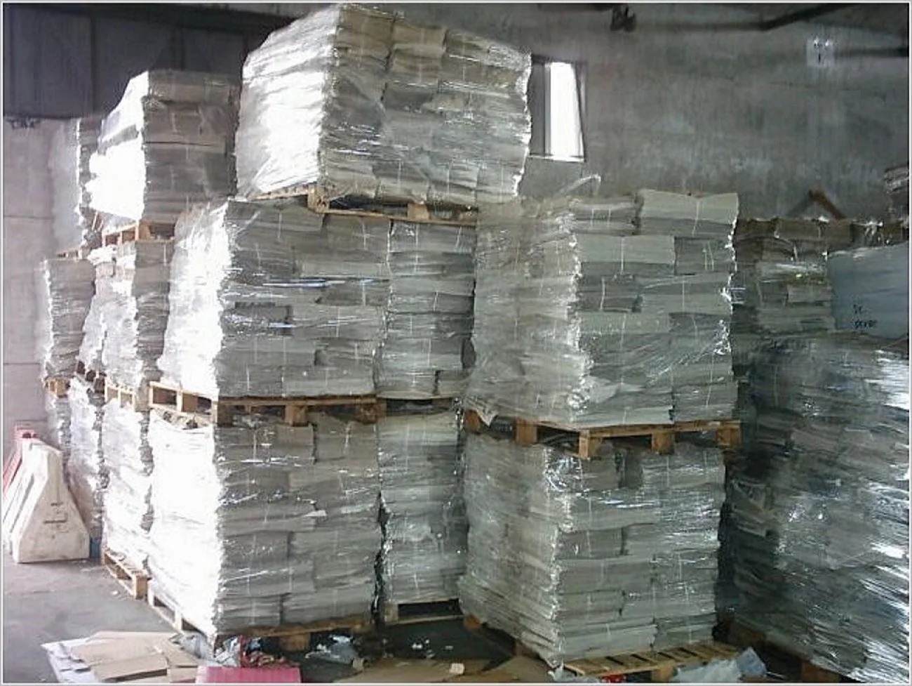 Bulk Over Issued Newspaper/News Paper Scraps/OINP/Paper Scraps