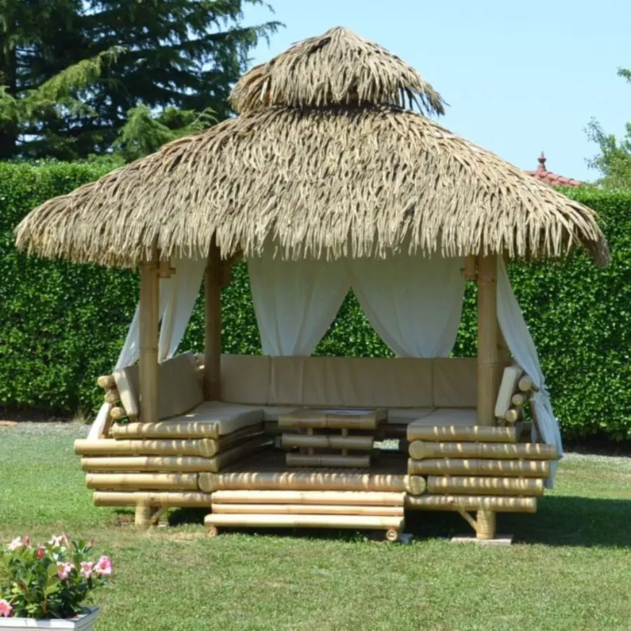 Wholesale booth for natural, environmentally friendly bamboo house products from Vietnam.