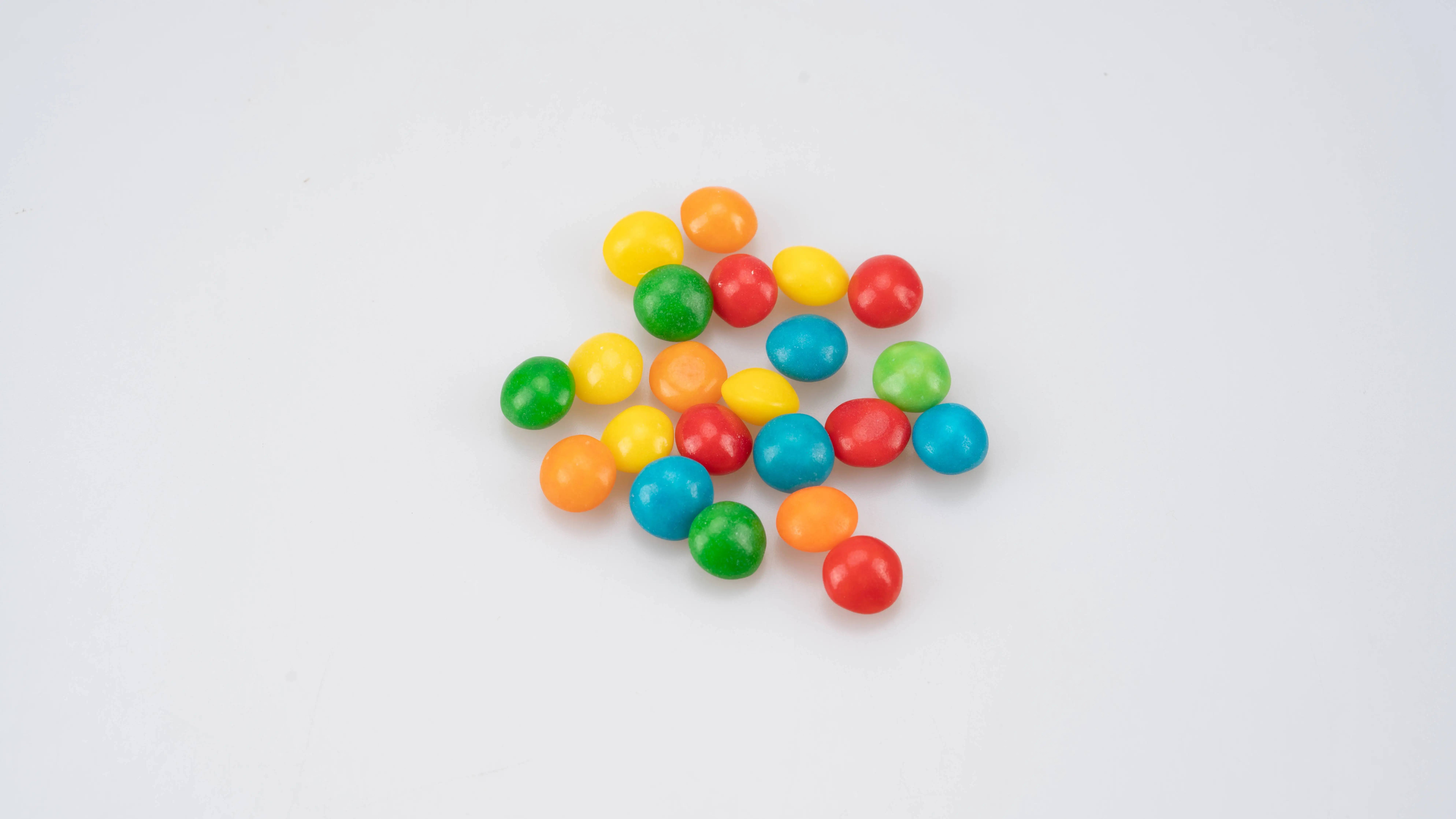 Wholesale candy factory sour candy super sour sweets Lemon Flavor Top OEM package surprise bonbon for challenge candy